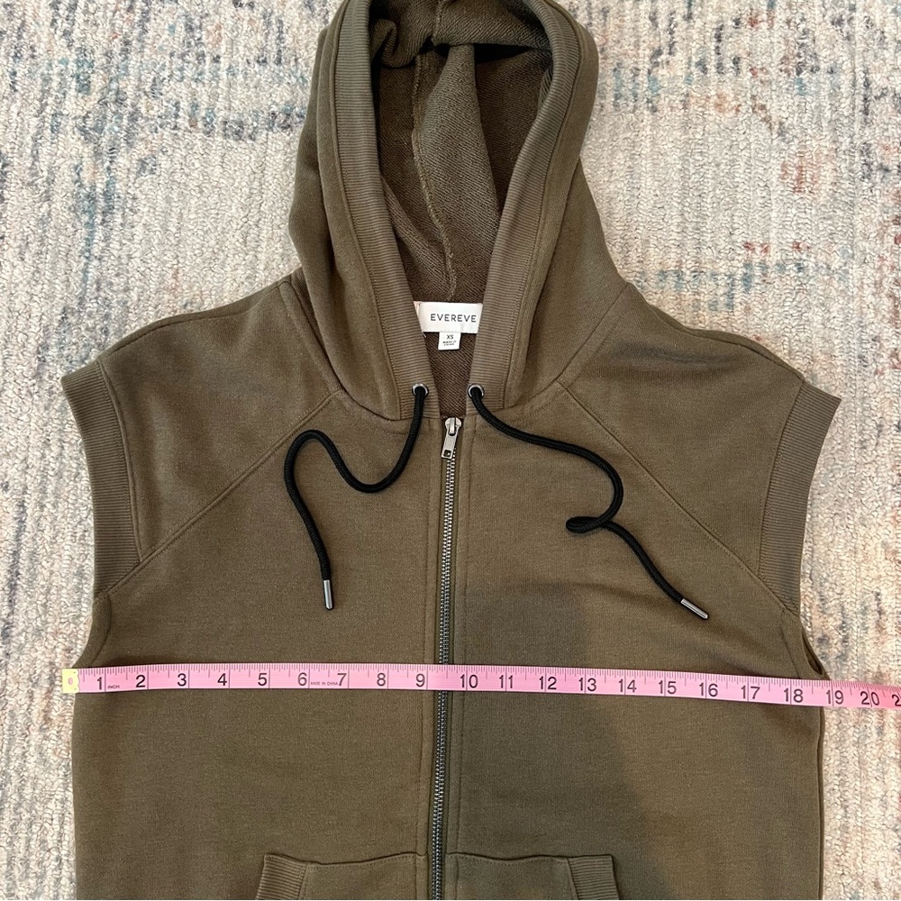 Evereve Whitley Sleeveless Zip‎ Up Hooded Sweatshirt Vest Green Womens Size XS - Picture 10 of 10